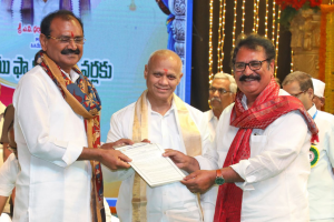 టీటీడీలో సంబరాలు...9,000 మందికి ఇంటి స్థలాలు పంపిణీ