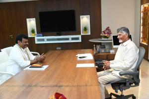 BJP Chief Madhav Meets CM Chandrababu, Raises Concerns of Fishermen and Home Guards
