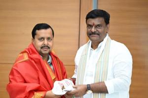 AP BJP President PVN Madhav Meets National Chief Nitin Nabin