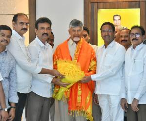 'ఏపీ ఎన్జీజీవో' పై ప్రత్యేక అభిమానం... పరస్పర సహకారంతో పనిచేద్దాం : ముఖ్యమంత్రి చంద్రబాబు